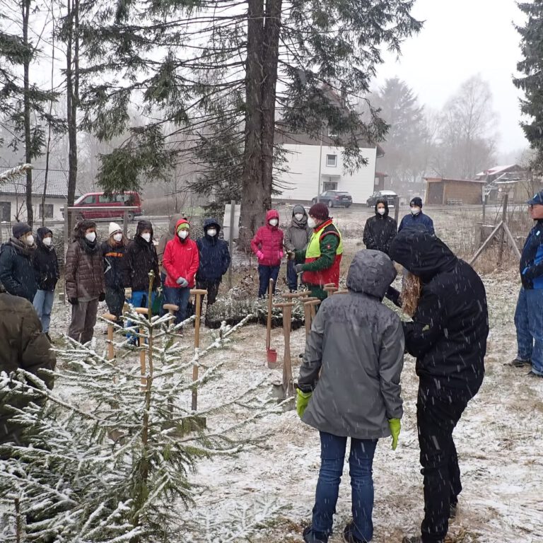 40d985_a6aef444ad7d468ba85b591cdb485420~mv2